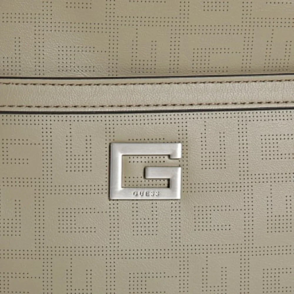 New GUESS Saddlebag HMHIDEP2358 Taupe